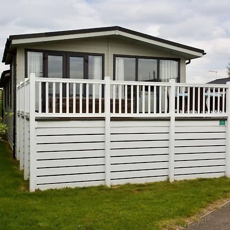 Lovely 3-Bed Cottage In Ely Exterior photo